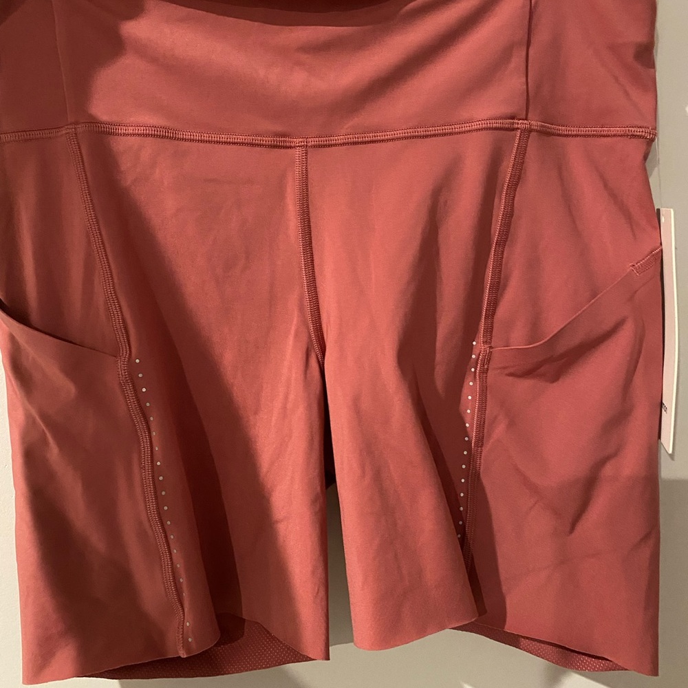 Fast and Free HR Short 6” Elite in Cherry Tint